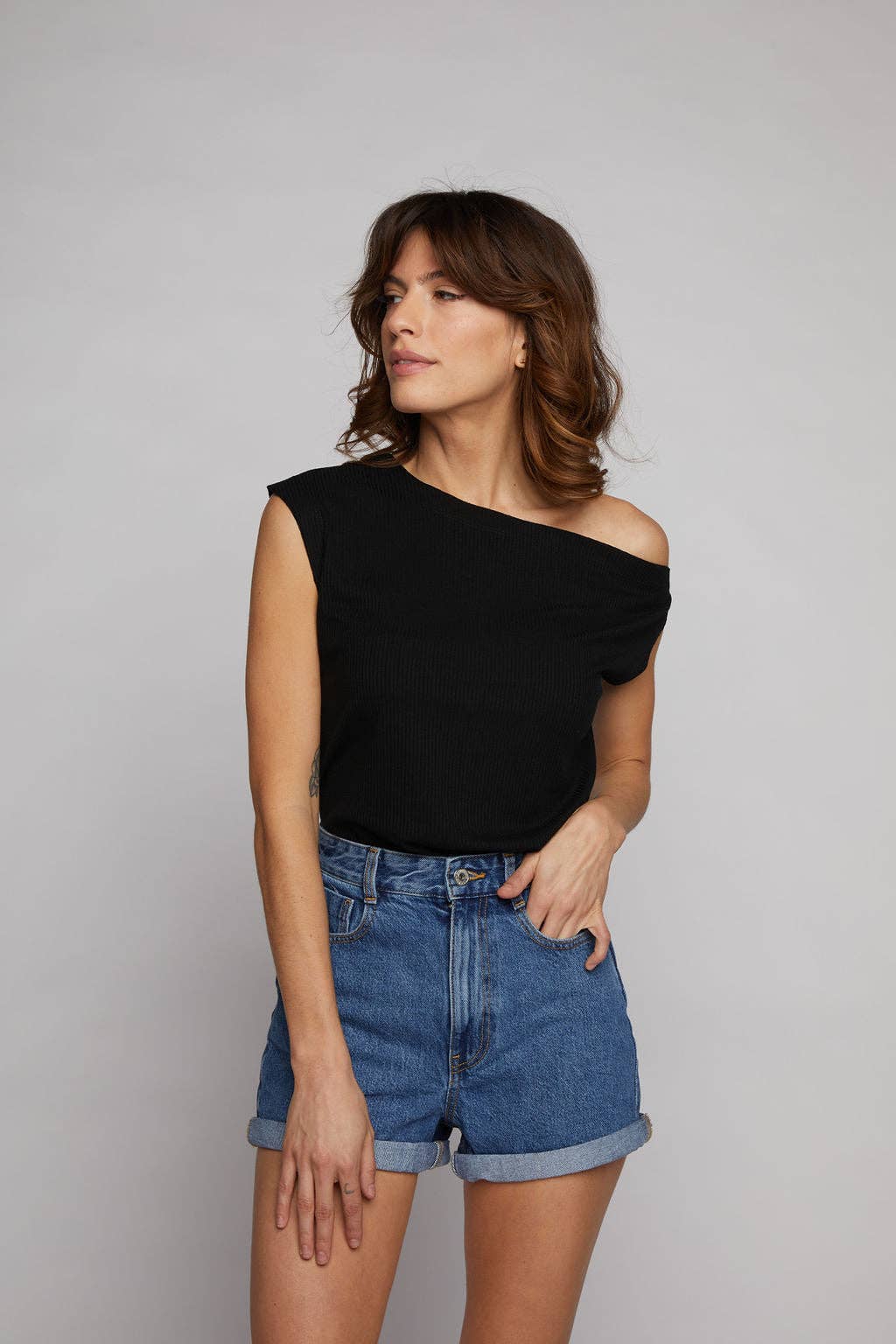 Drop Shoulder Top - Black