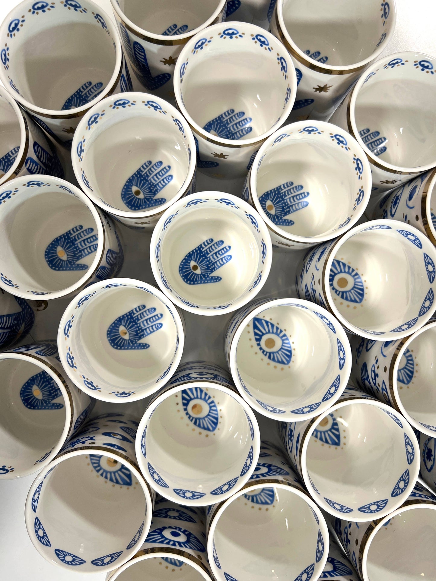 NEW! Beautiful Gold & Blue White Ceramic Hamsa Candle