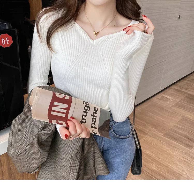 Women Slim V-Neck Bottoming Sweater